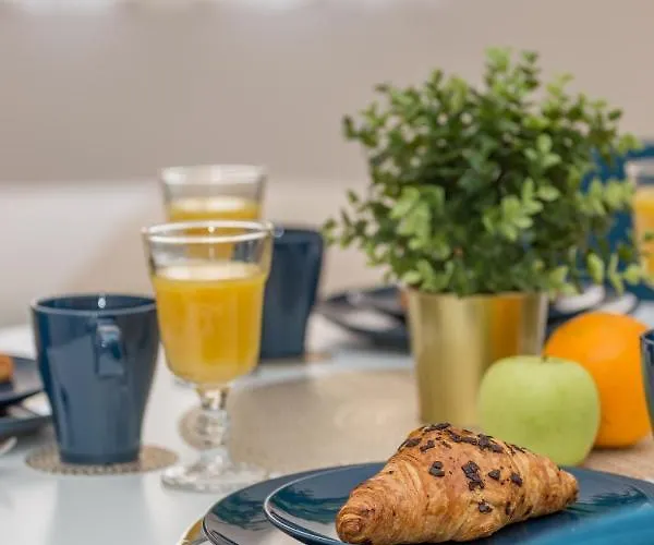 Gordana Jelicic * Hvar Town