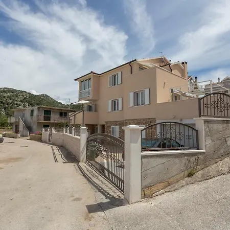 Gordana Jelicic * Hvar Town